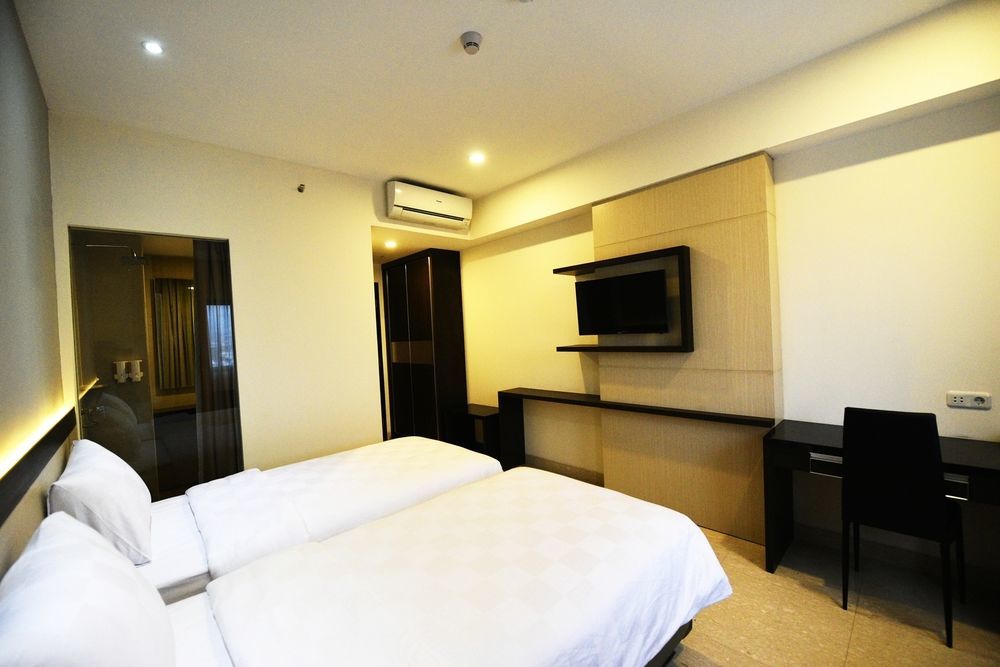 Atlantic City Hotel Bandung Exterior photo
