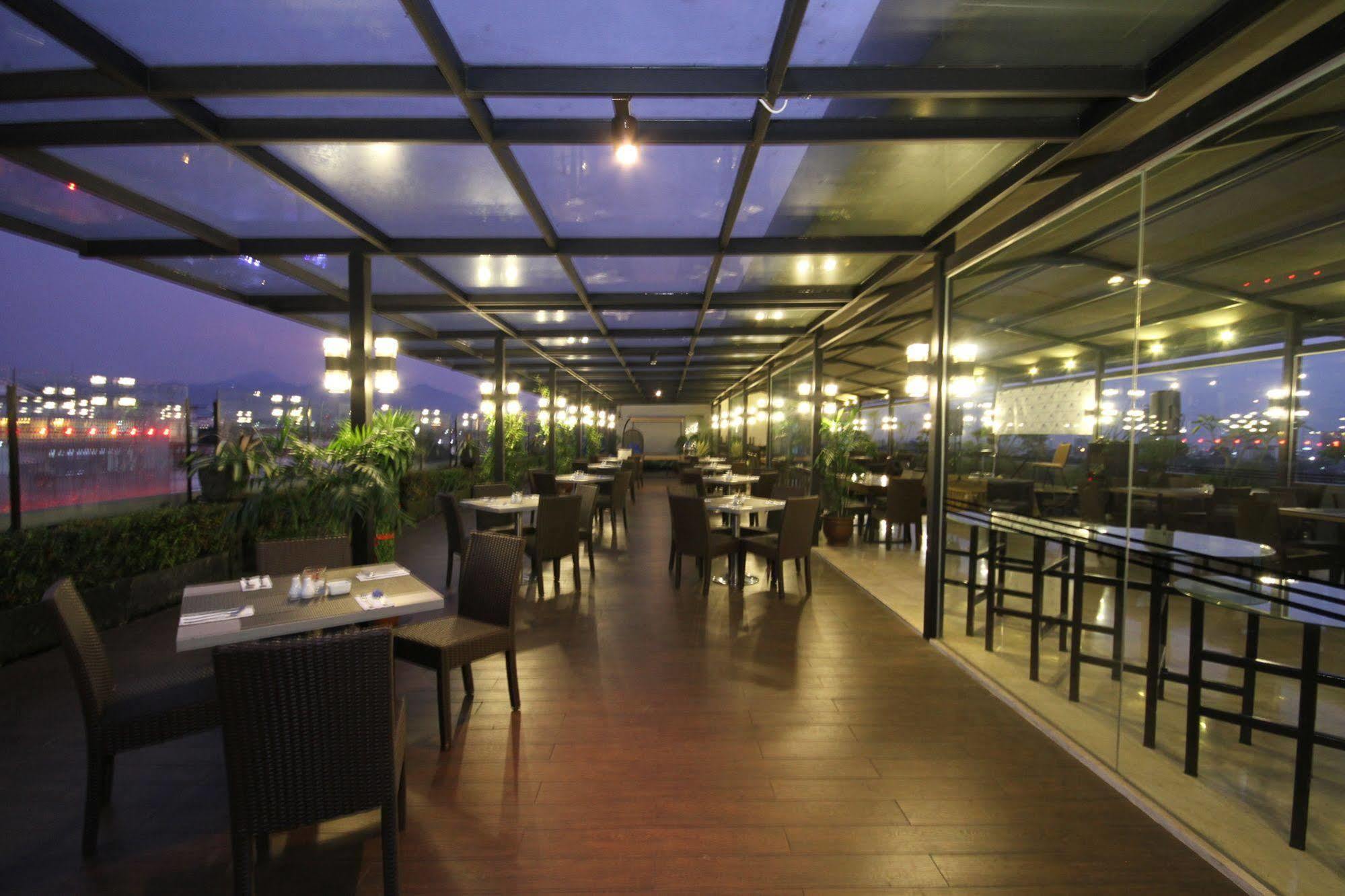 Atlantic City Hotel Bandung Exterior photo